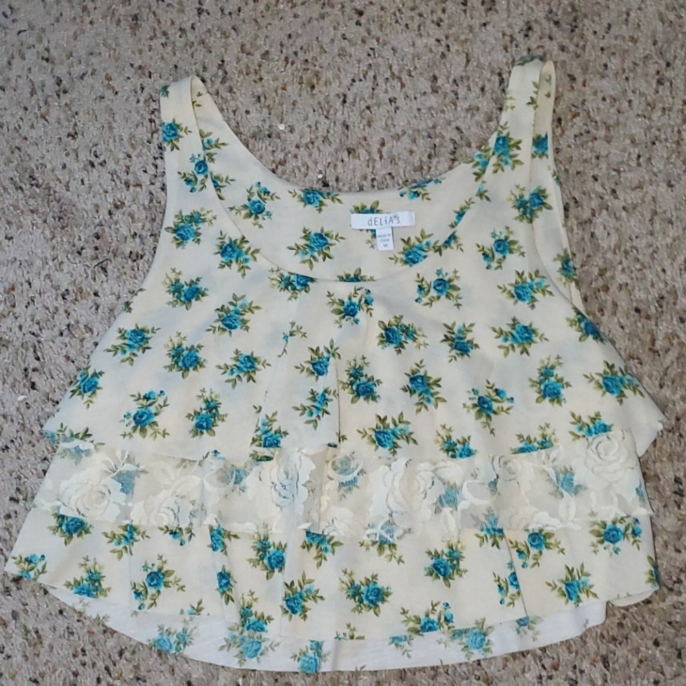 Sleeveless Cropped Top